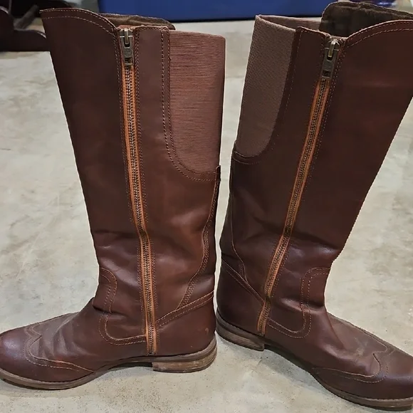 Women's Timberland Brown Leather Riding Boots - Picture 4 of 8